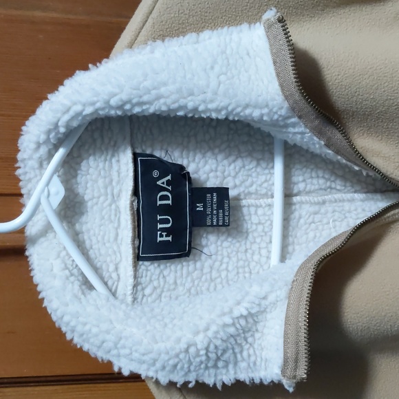 Cozy Jacket size M - Picture 3 of 9